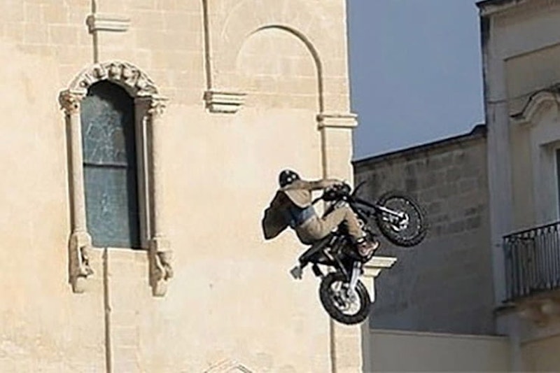 New Triumph Tiger 900 set to star in new Bond film