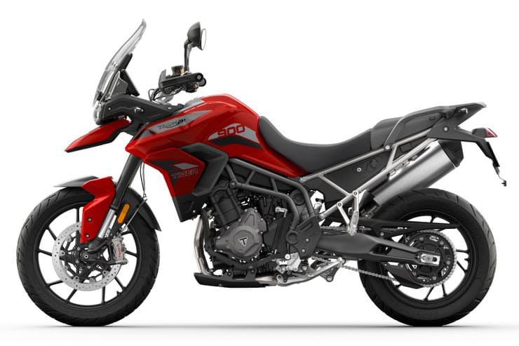 New 888cc triple, new chassis and new model range for middleweight Triumph Tiger 900