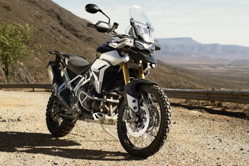 New 888cc triple, new chassis and new model range for middleweight Triumph Tiger 900