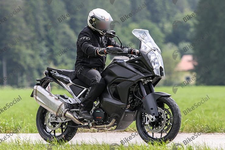 New 2020 KTM 1290 Super Adventure spied on test