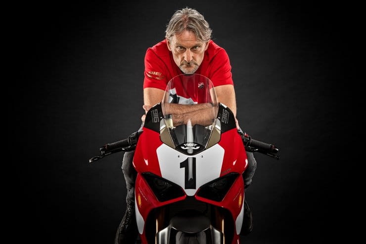 Ducati Panigale V4 25 Anniversario 916