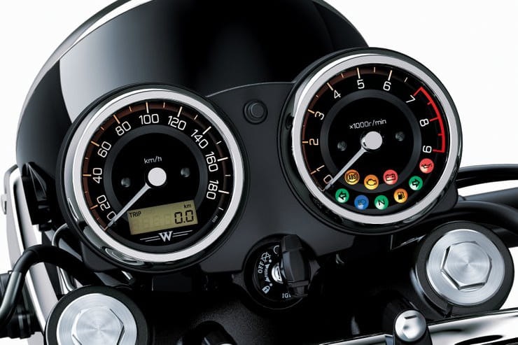 Third Kawasaki W800 version revealed for 2020