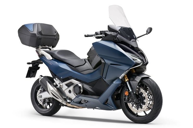 The Forza 750 might be the biggest thing for 2021 in Honda’s scooter range but it’s not the only update. There’s also a new Forza 350 to replace the old Forza 300 model and a tweaked 125 for 2021