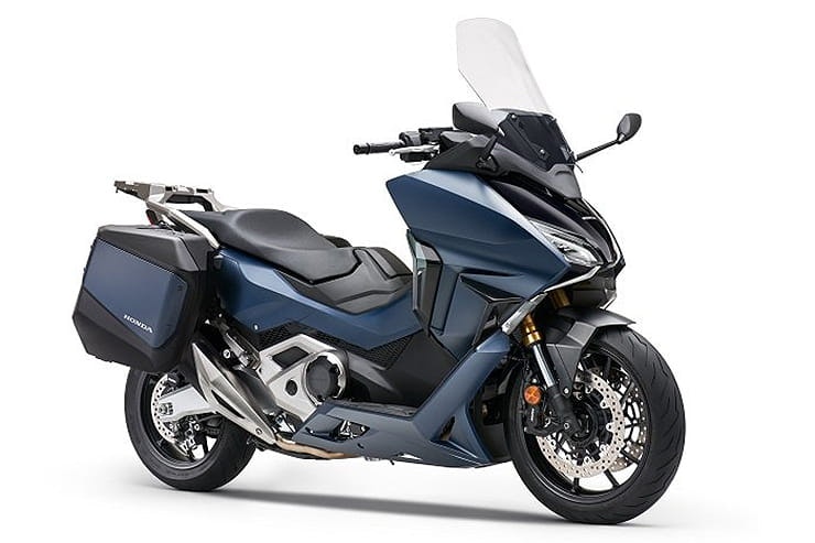The Forza 750 might be the biggest thing for 2021 in Honda’s scooter range but it’s not the only update. There’s also a new Forza 350 to replace the old Forza 300 model and a tweaked 125 for 2021