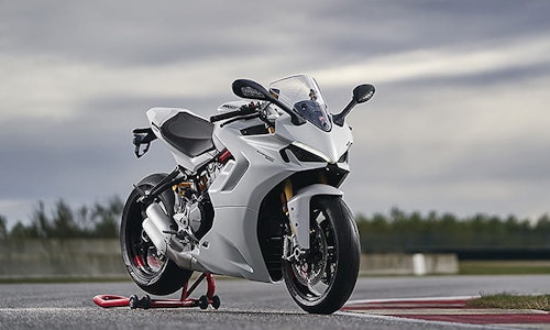 New Ducati SuperSport 950 (2021) | Full spec, tech & prices