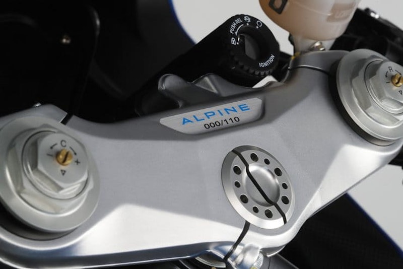 MV Agusta Superveloce Alpine 5