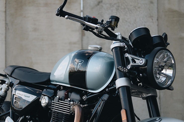 Breitling TopTime Triumph Speed Twin 2022 Revealed_07