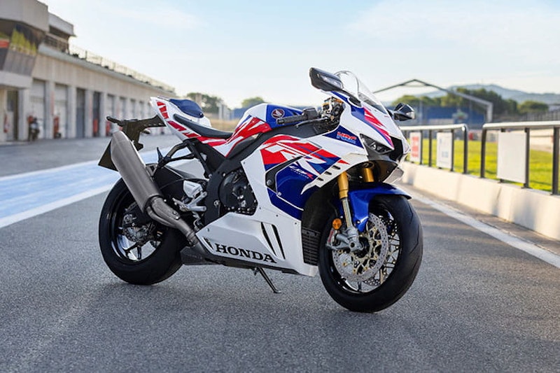 2022 New Motorcycle Guide Capacity Details Price_19