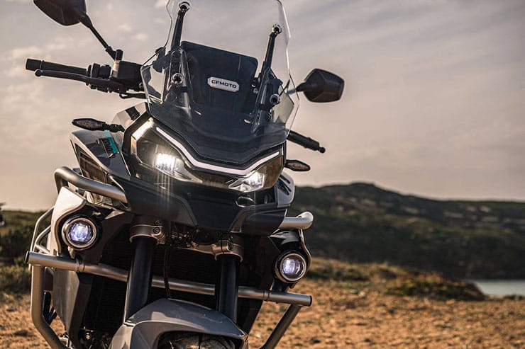 2022 CFMoto 800MT arrives in UK_07