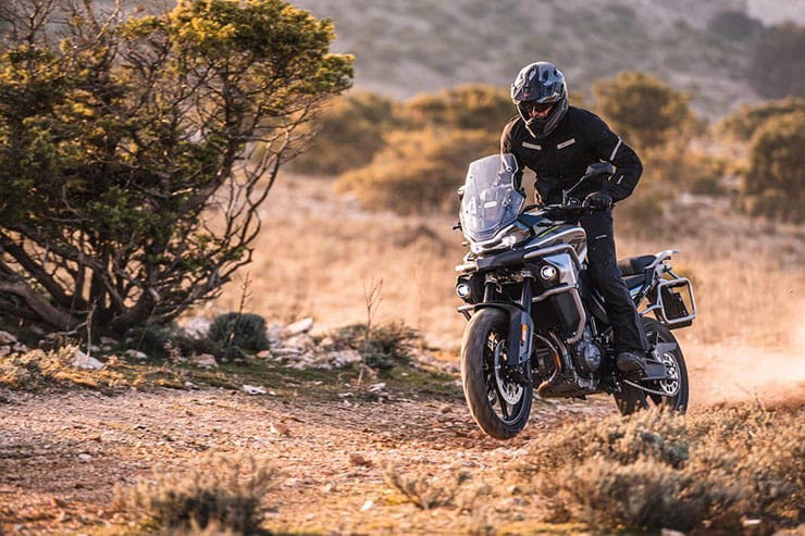 2022 CFMoto 800MT arrives in UK_11