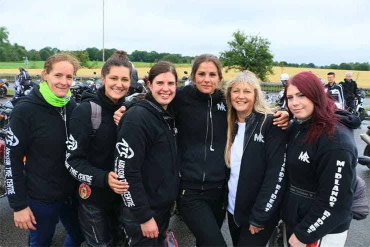 Female motorcyclist world record attempt_04