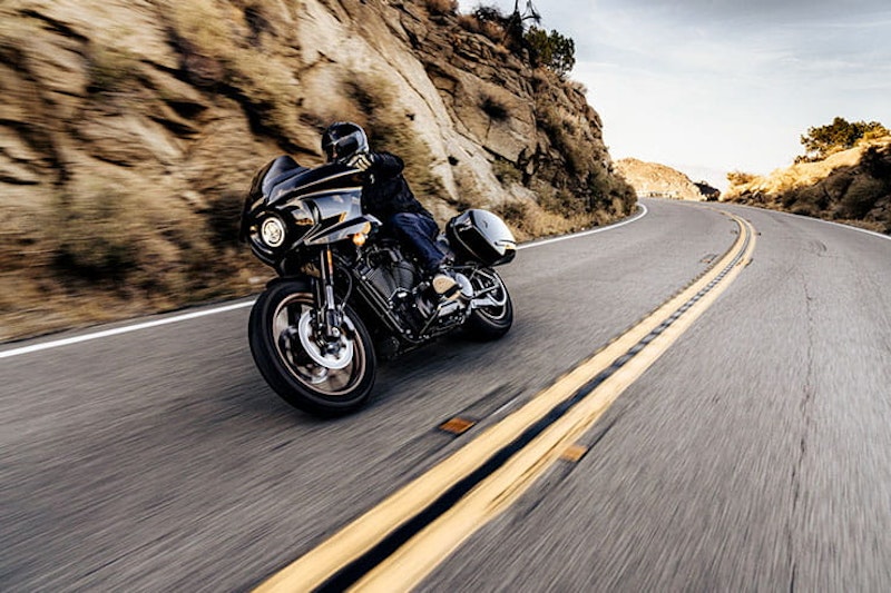 2022 Harley-Davidson LowRider ST_02