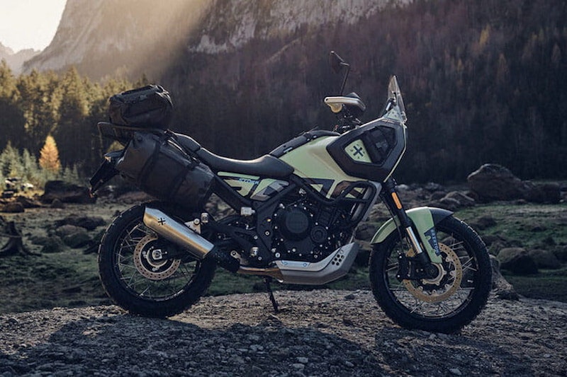 Brixton shows near-production Crossfire Storr and Layback concepts_06