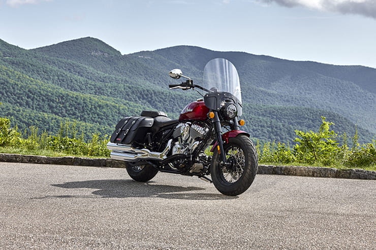 2023 Indian Pursuit Challenger Chief Bobber Range Updated_03