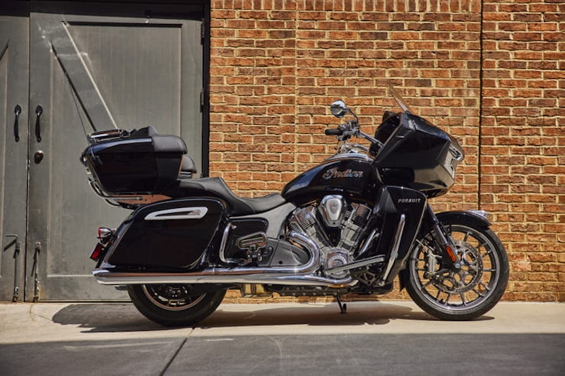 2023 Indian Pursuit Challenger Chief Bobber Range Updated_09