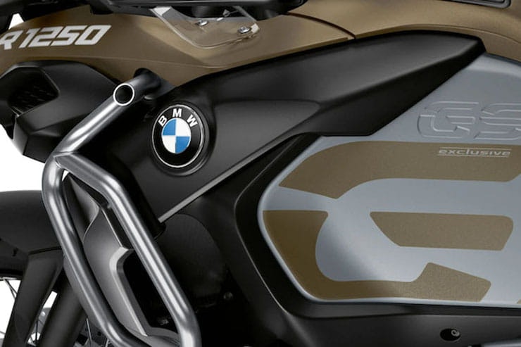 More motorcycle brands boycott Russia_01