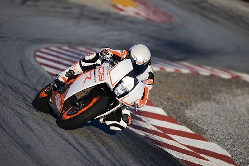 All new KTM RC 990 sportsbike spotted_02