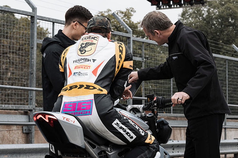 Triumph TE-1 Electric Bike Undergoes testing_01