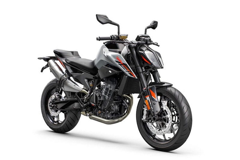 KTM 790 Duke returns for 2022_02