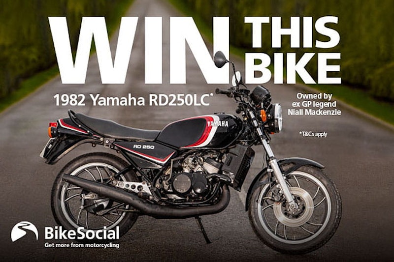 Win motorcycle Christmas competition_01