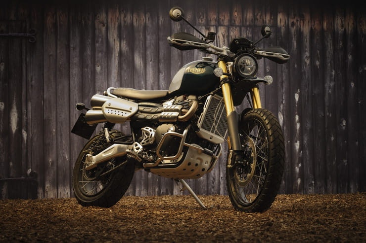Triumph Scrambler 1200 2021 McQueen Special_02