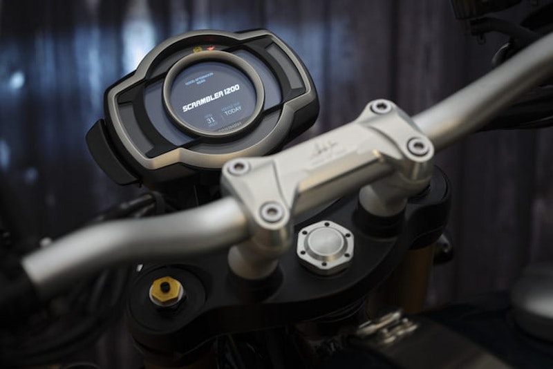 Triumph Scrambler 1200 2021 McQueen Special_07