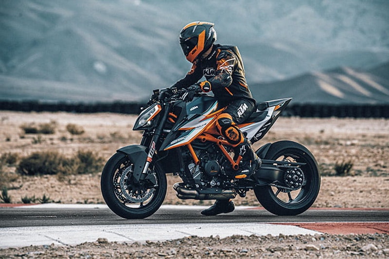 2021 KTM 1290 Super Duke RR Spec Price_13