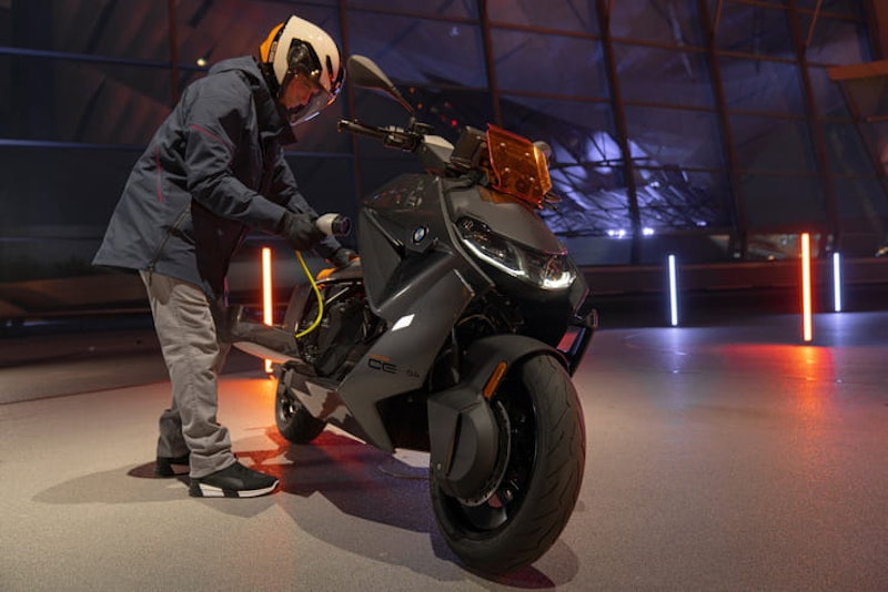 BMW CE-04 (3)