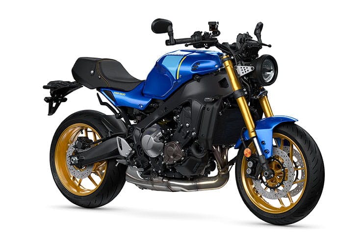 さとやんK-FACTORYヤマハ XSR900 MT09 /TRACER New 2022 Yamaha XSR900 evokes the 80s
