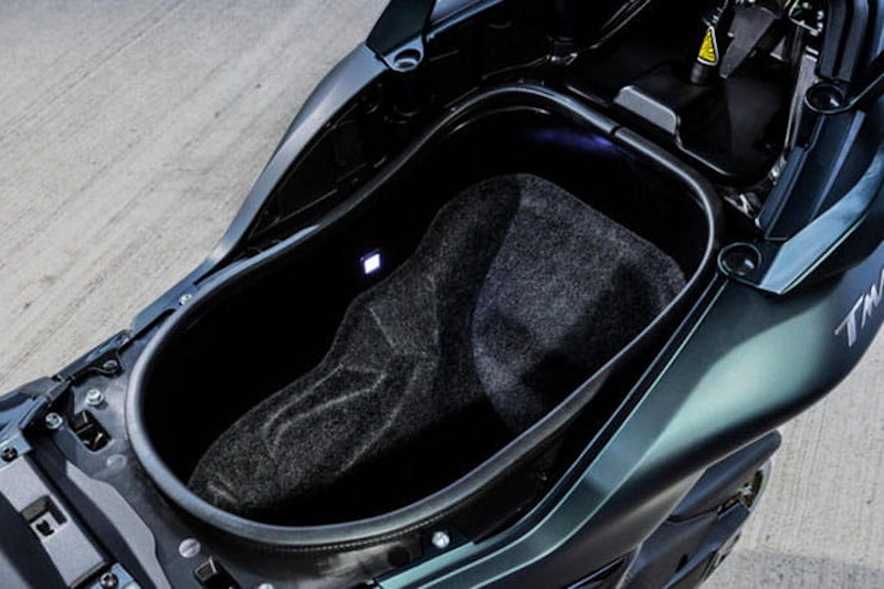2022 Yamaha TMAX TechMAX Scooter Update Price Spec_20