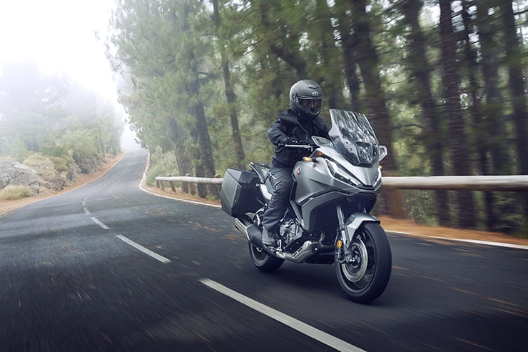 2022 Honda NT1100 Details Price Spec_02