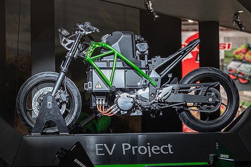 Kawasaki hybrid electric hydrogen future_02