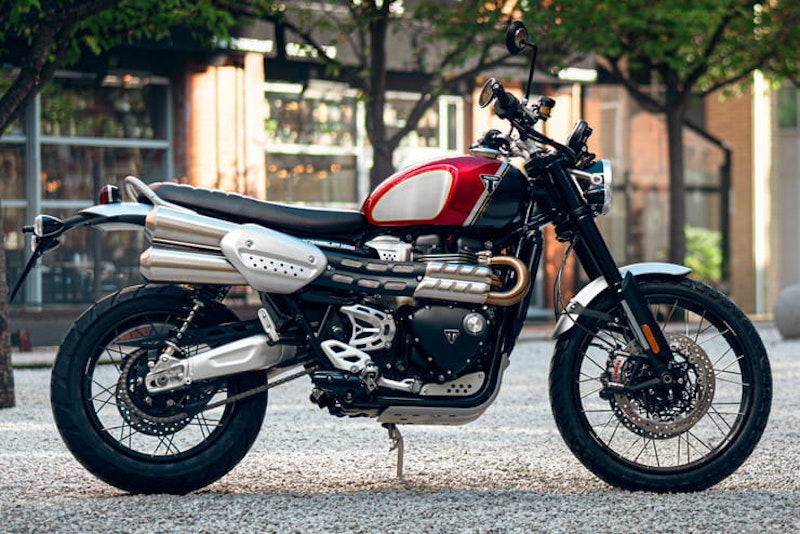 Triumph launches Gold Line limited editions_scrambler_xc