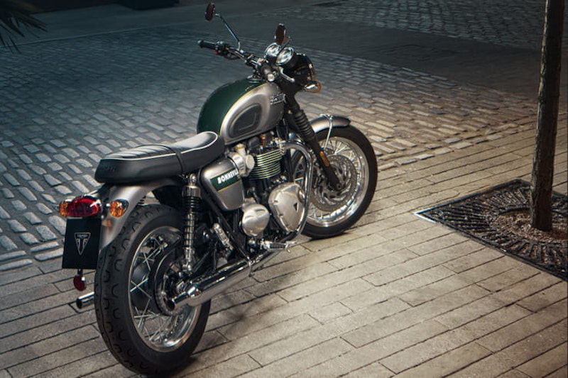 Triumph launches Gold Line limited editions_t120_2