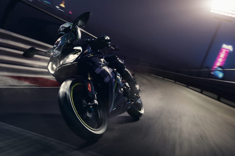CFMoto 300SR (10)