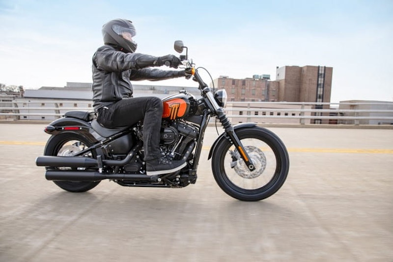 2021 Harley-Davidson CVO Street Bob Fat Boy Bagger_04