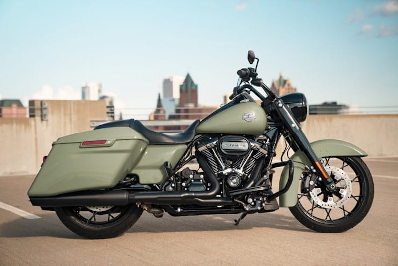 2021 Harley-Davidson CVO Street Bob Fat Boy Bagger_08