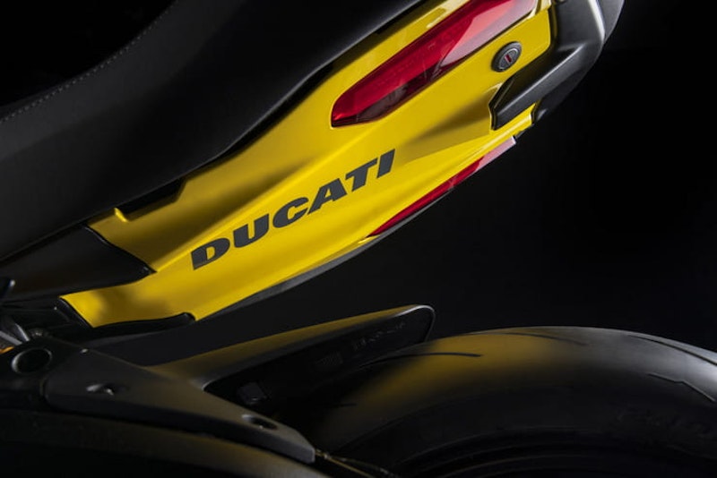 2022 Ducati Diavel Black & Steel | News | Bennetts