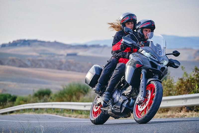 Ducati_Multistrada_V2S_Grey_DYN _91_copy
