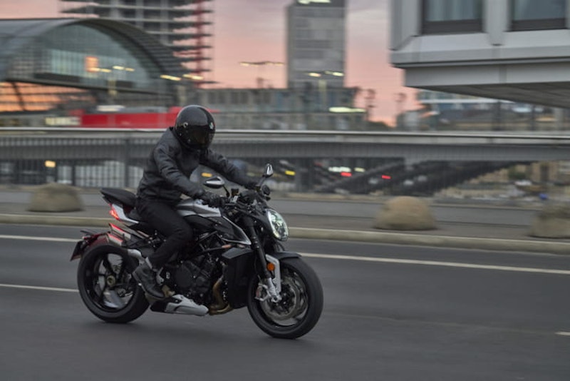 2022 MV Agusta Brutale 1000 RS Details Price Spec_05