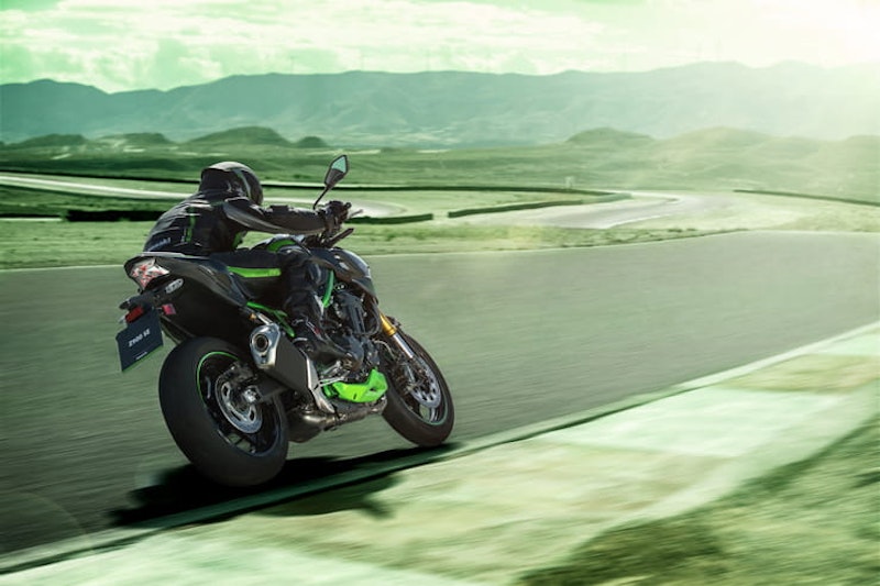 Kawasaki Z900SE 2022 Details Spec News_04