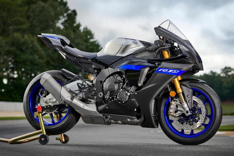 Yamaha reveals 2022 R-series range anniversary colours_02