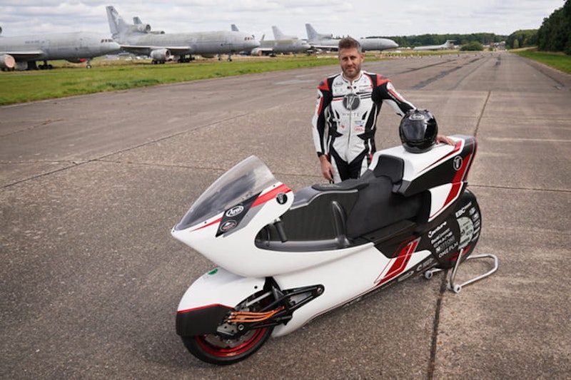 White Motorcycles WMC250EV Electric Bike Record Speed Testing_05