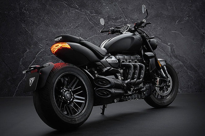 2021 Triumph Rocket 3 Triple Black limited edition_04