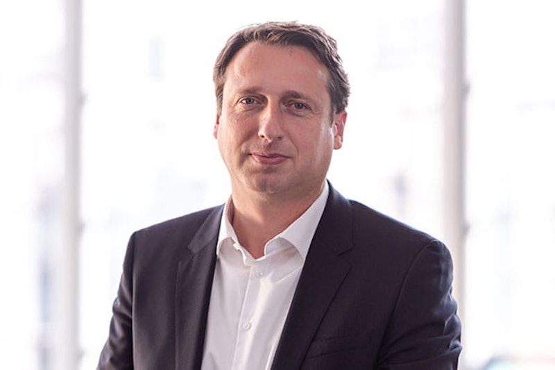 Robert_Hentschel