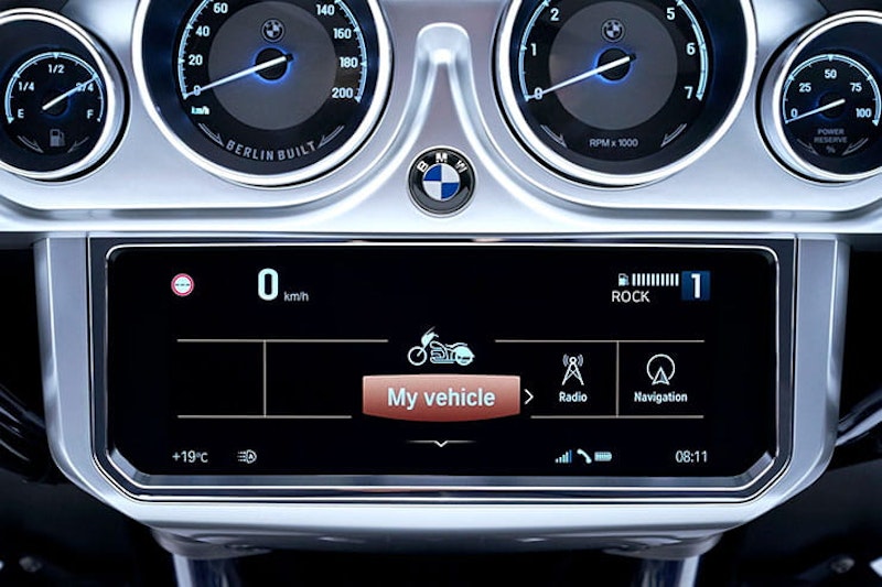 BMW R18B Transcontinental 2021 details price spec_13