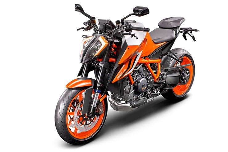 2022 KTM 1290 Super Duke R EVO Details Price Spec_21