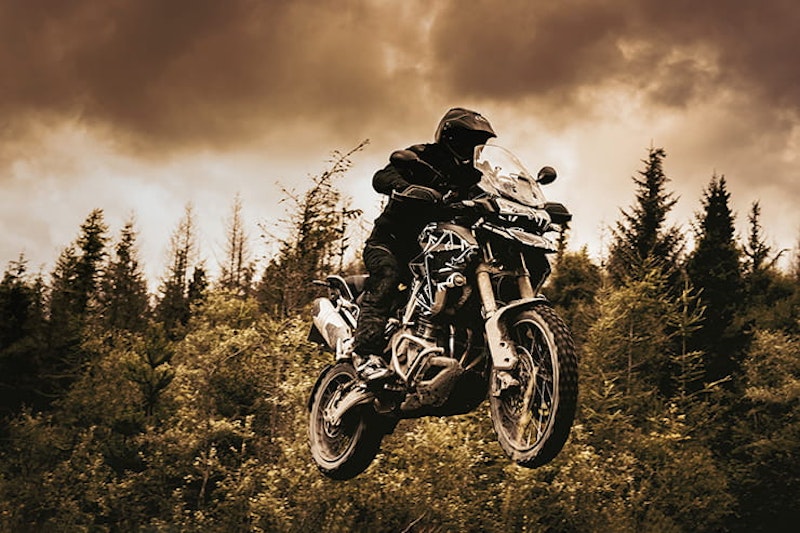 2022 Triumph Tiger 1200 Teaser_004