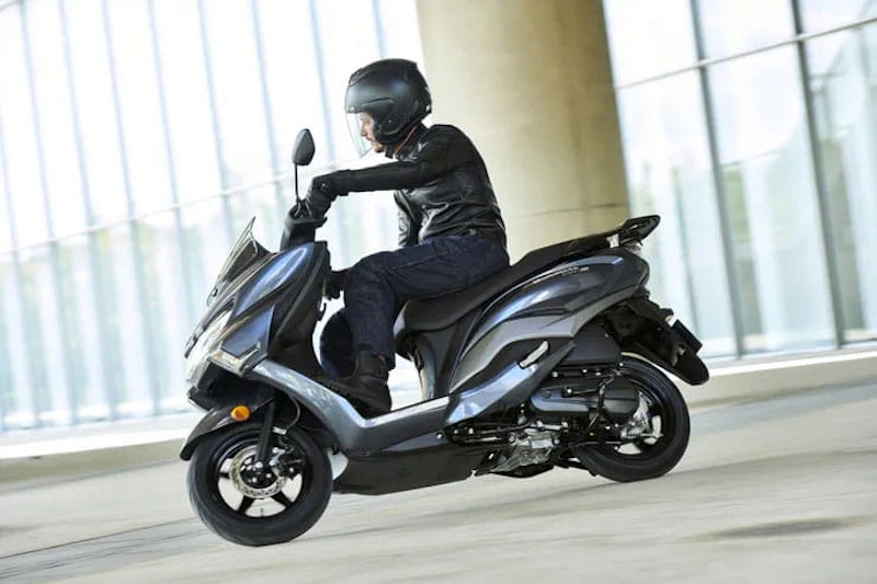 New Motorcycles 2023 - Scooters Electric Bikes_10