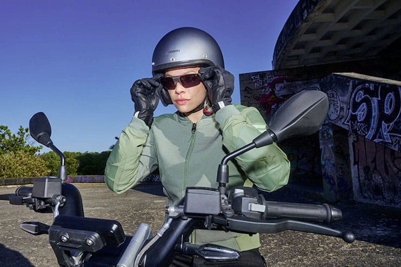 BMW Connected Ride Smartglasses News_07